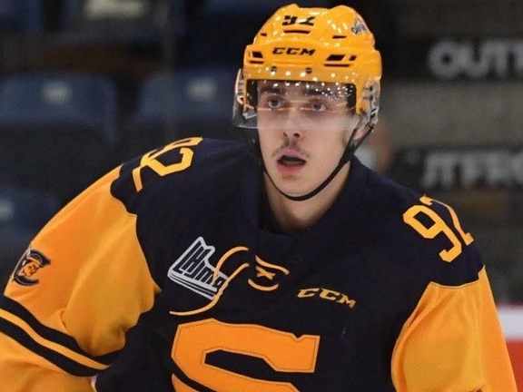 Evan Courtois se joint aux Marquis de Jonquière